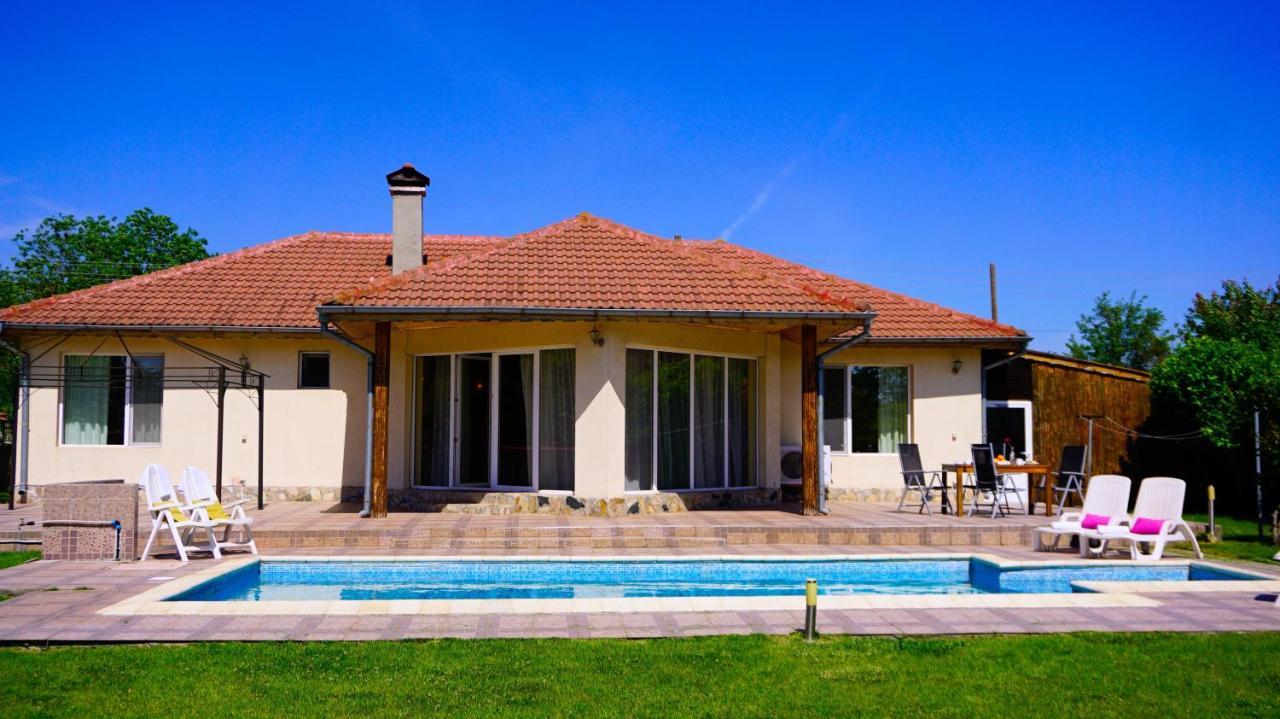 Вила Релакс - villa Relax Sokolovo Екстер'єр фото