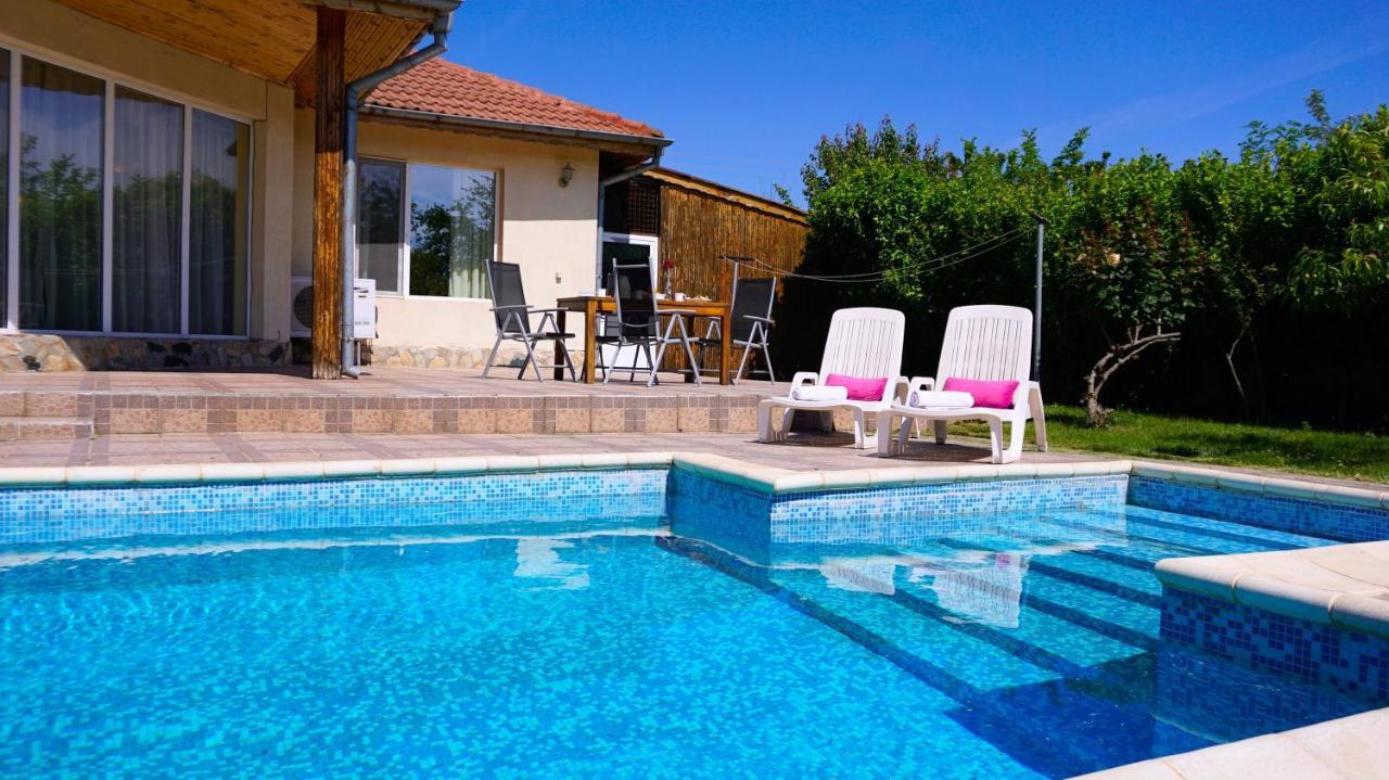 Вила Релакс - villa Relax Sokolovo Екстер'єр фото