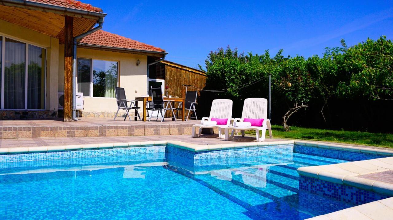 Вила Релакс - villa Relax Sokolovo Екстер'єр фото