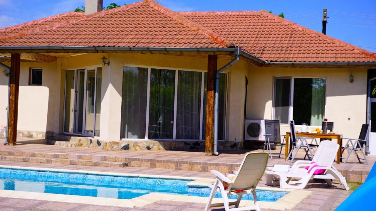 Вила Релакс - villa Relax Sokolovo Екстер'єр фото